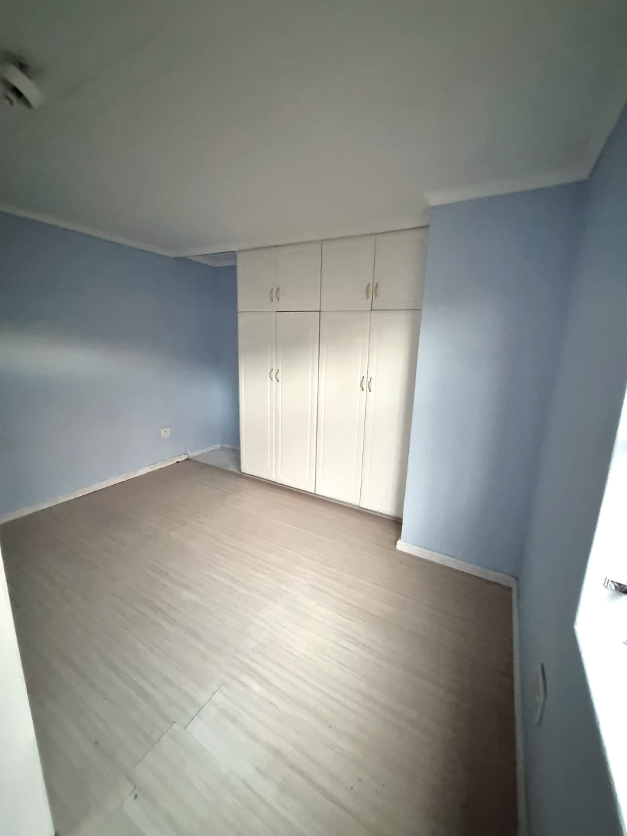 To Let 2 Bedroom Property for Rent in Muizenberg Western Cape